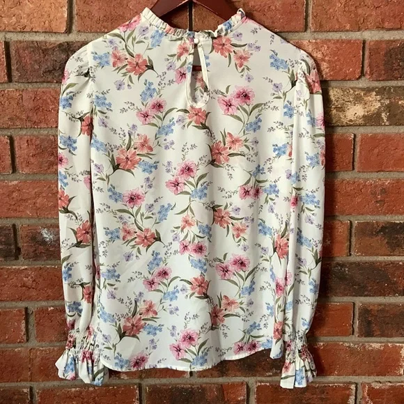 Poppi Cream Peach Blue Floral Ruffle Blouse - Picture 7 of 8
